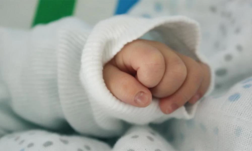 Άλλο ένα βρέφος γεννήθηκε εν μέσω κορωνοϊού από οροθετική μητέρα